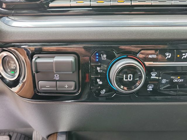 2024 Chevrolet Silverado 1500 4WD Crew Cab 147" High Country - 23014365 - 12