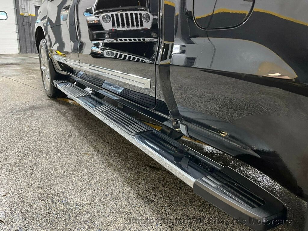 2024 Chevrolet Silverado 1500 4WD Crew Cab 147" High Country - 22942666 - 12