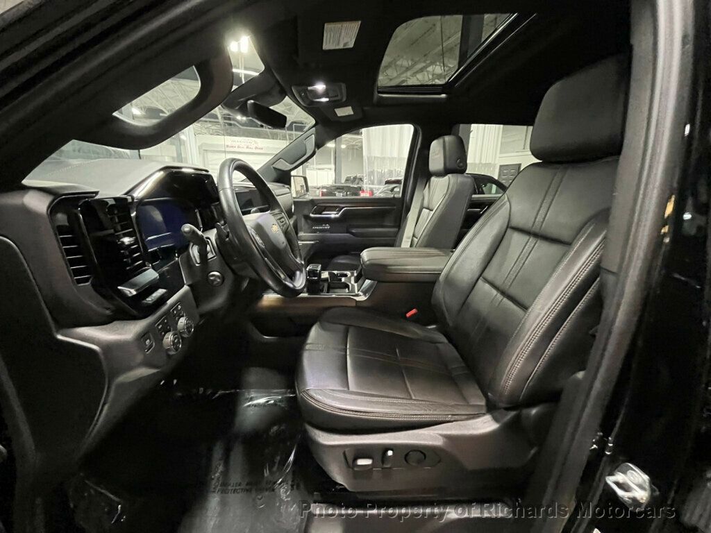 2024 Chevrolet Silverado 1500 4WD Crew Cab 147" High Country - 22942666 - 17