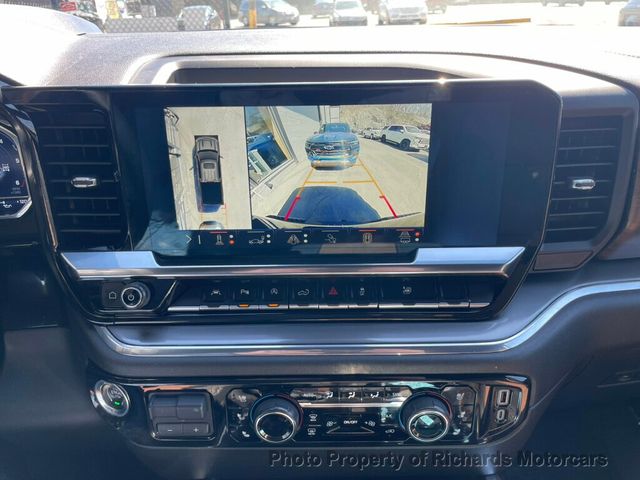 2024 Chevrolet Silverado 1500 4WD Crew Cab 147" High Country - 23009540 - 17