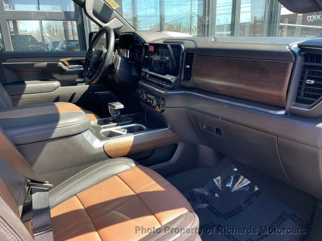 2024 Chevrolet Silverado 1500 4WD Crew Cab 147" High Country - 23009540 - 28