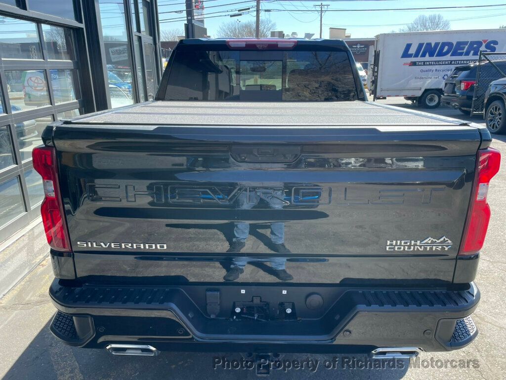 2024 Chevrolet Silverado 1500 4WD Crew Cab 147" High Country - 23009540 - 6