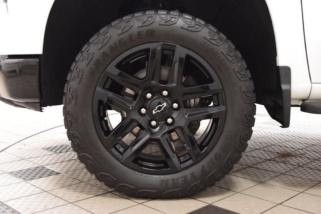 2024 Chevrolet Silverado 1500 4WD Crew Cab 147" LT Trail Boss - 23075608 - 32