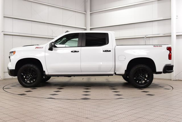 2024 Chevrolet Silverado 1500 4WD Crew Cab 147" LT Trail Boss - 23075608 - 3