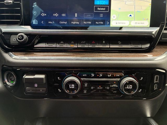 2024 Chevrolet Silverado 1500 4WD Crew Cab 147" LT Trail Boss - 23057612 - 3
