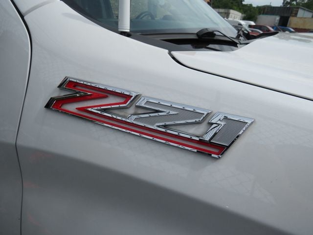 2024 Chevrolet Silverado 1500 4WD Crew Cab 147" LTZ - 23051949 - 3