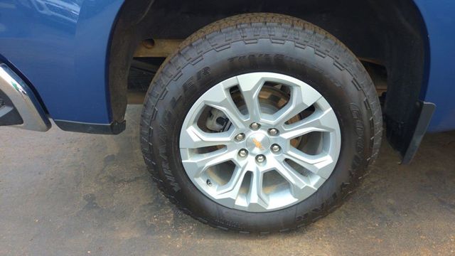 2024 Chevrolet Silverado 1500 4WD Crew Cab 147" LTZ - 23025939 - 6