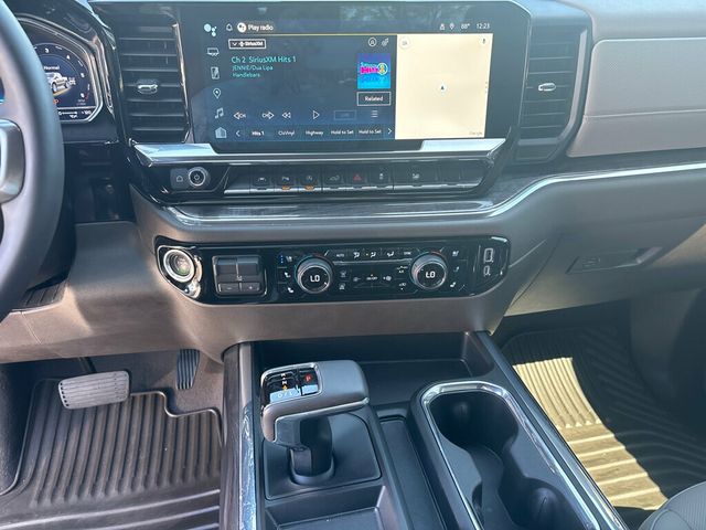 2024 Chevrolet Silverado 1500 4WD Crew Cab 147" LTZ - 22712000 - 14