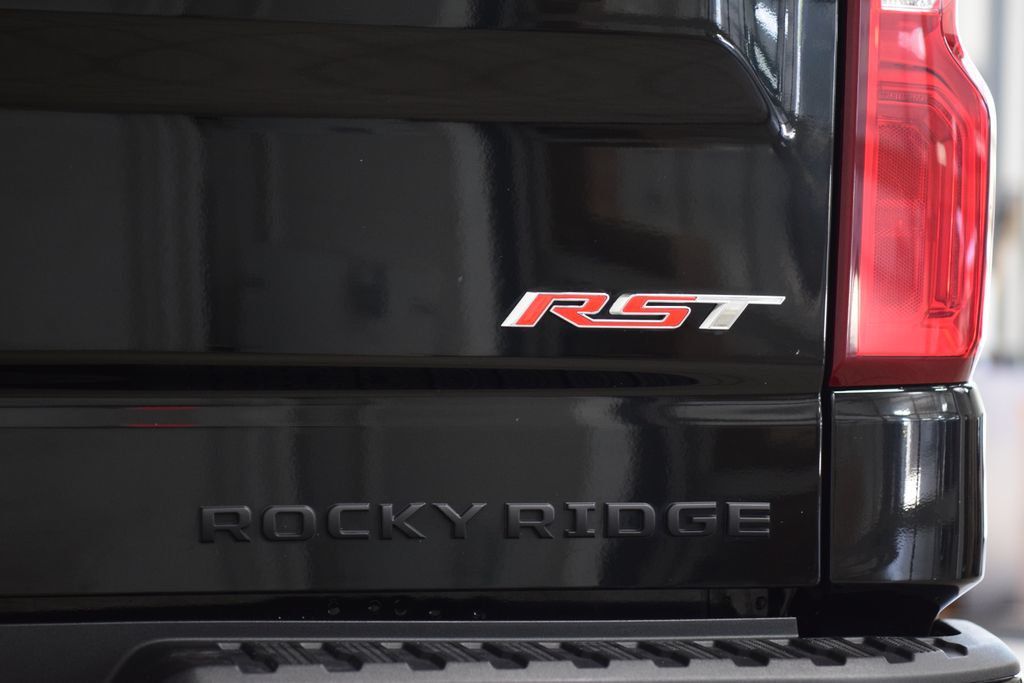 2024 Chevrolet Silverado 1500 4WD Crew Cab 147" RST - 23025122 - 26