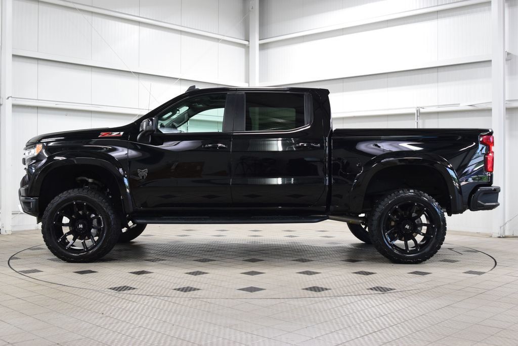 2024 Chevrolet Silverado 1500 4WD Crew Cab 147" RST - 23025122 - 3