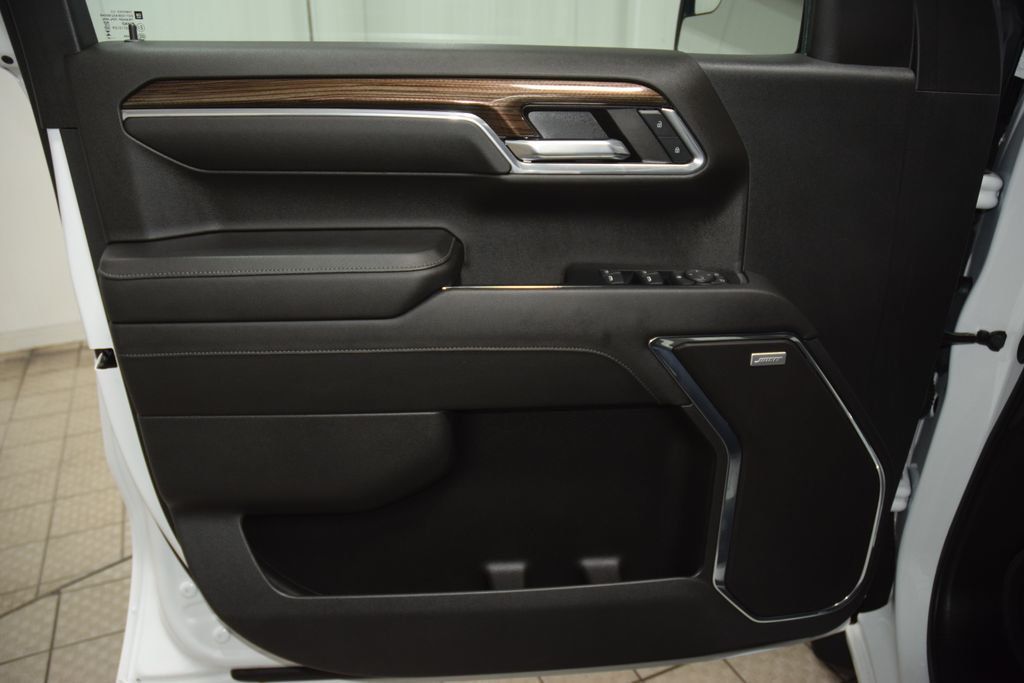 2024 Chevrolet Silverado 1500 4WD Crew Cab 147" RST - 23069770 - 48