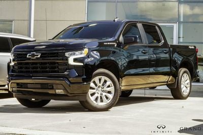 2024 Chevrolet Silverado 1500 - 1GCUDEELXRZ340562