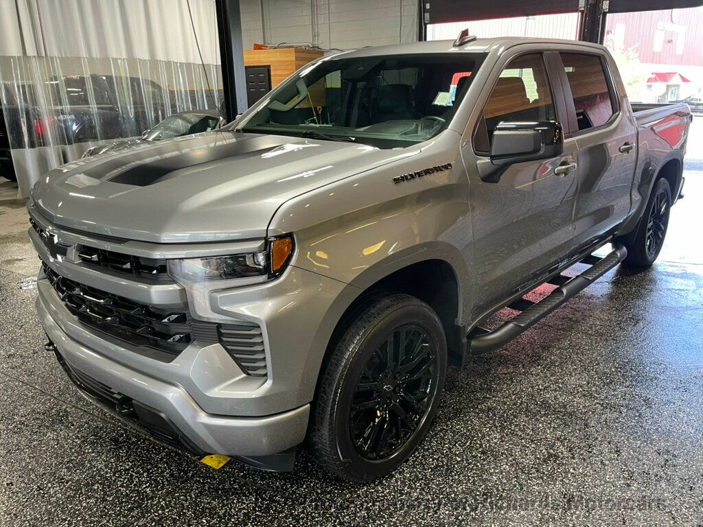 2024 Chevrolet Silverado 1500 4WD Crew Cab 147" RST - 23044869 - 3