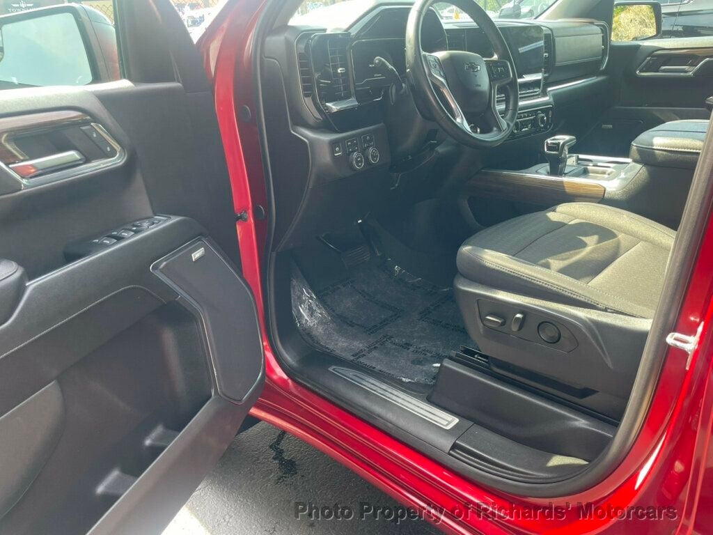 2024 Chevrolet Silverado 1500 4WD Crew Cab 147" RST - 23064709 - 11
