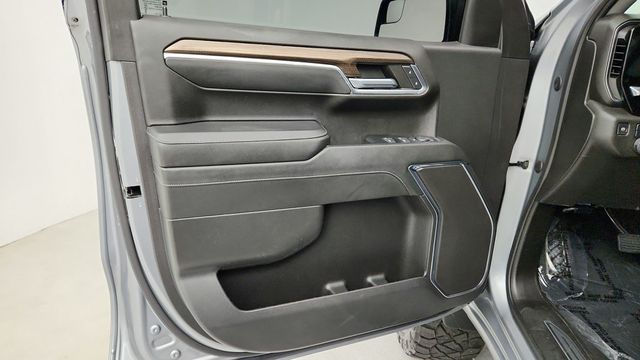 2024 Chevrolet Silverado 1500 4WD Crew Cab 147" RST - 22943166 - 9