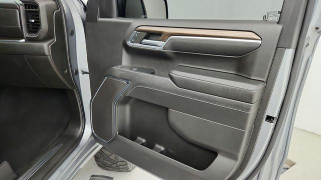 2024 Chevrolet Silverado 1500 4WD Crew Cab 147" RST - 22943166 - 26