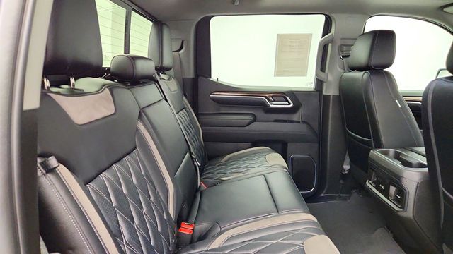 2024 Chevrolet Silverado 1500 4WD Crew Cab 147'' RST w/ Black Widow Additions - 23026202 - 24