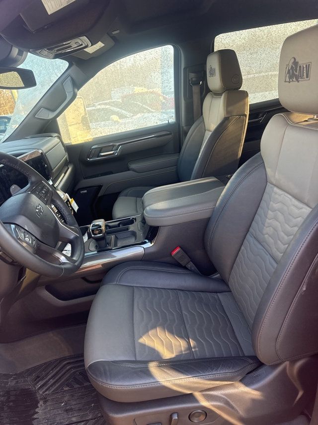 2024 Chevrolet Silverado 1500 4WD Crew Cab 147" ZR2 - 22967711 - 27