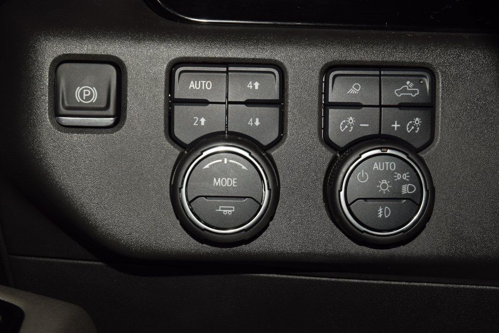 2024 Chevrolet Silverado 1500 4WD Crew Cab 147" ZR2 - 22978590 - 38