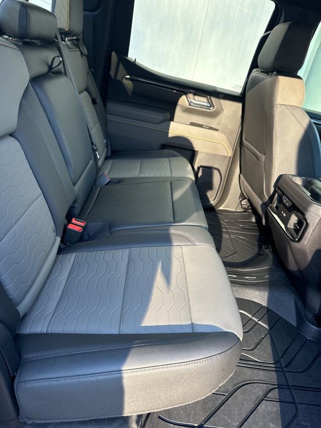 2024 Chevrolet Silverado 1500 4WD Crew Cab 147" ZR2 - 22985592 - 11