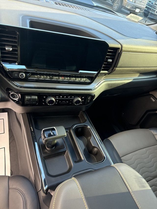 2024 Chevrolet Silverado 1500 4WD Crew Cab 147" ZR2 - 22985592 - 24