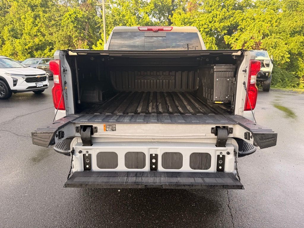 2024 Chevrolet Silverado 1500 4WD Crew Cab 147" ZR2 - 23044267 - 10