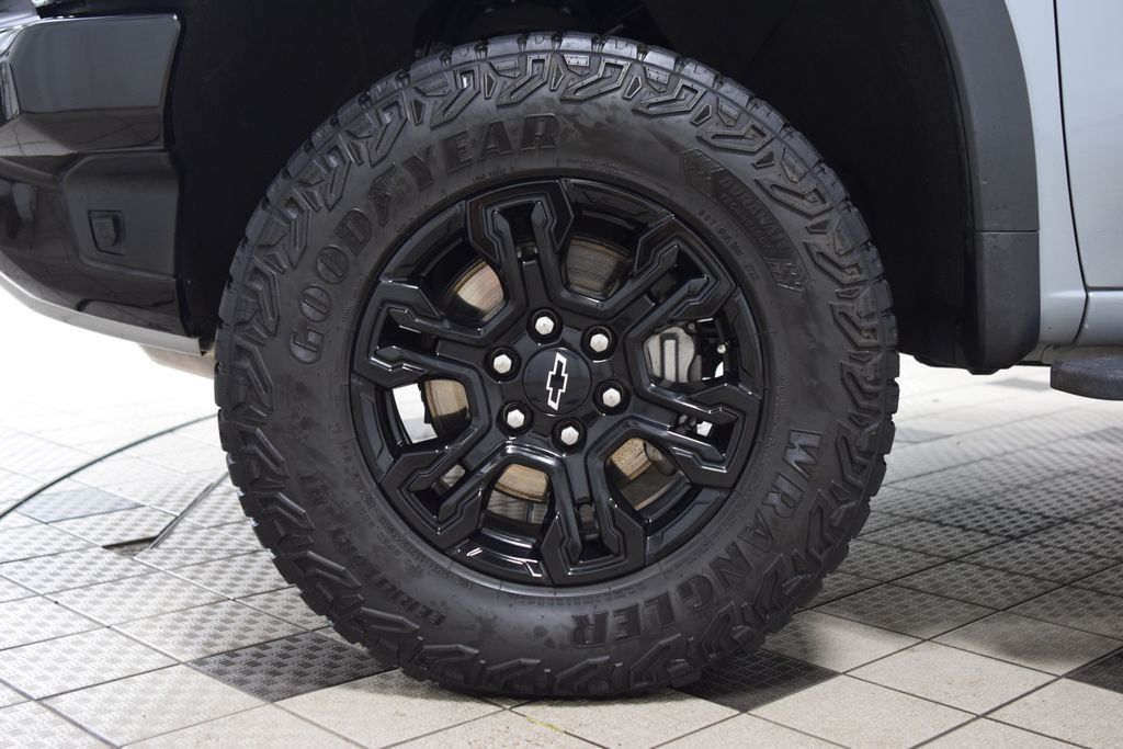 2024 Chevrolet Silverado 1500 4WD Crew Cab 147" ZR2 - 23044267 - 30