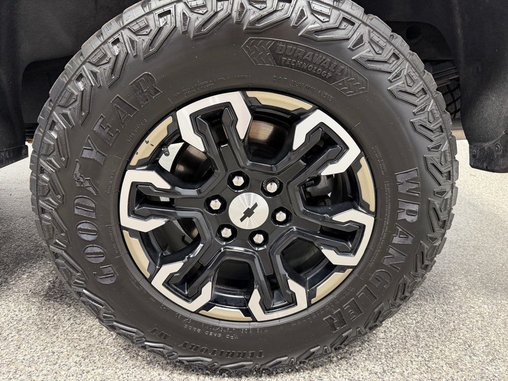 2024 Chevrolet Silverado 1500 4WD Crew Cab 147" ZR2 - 23065469 - 5