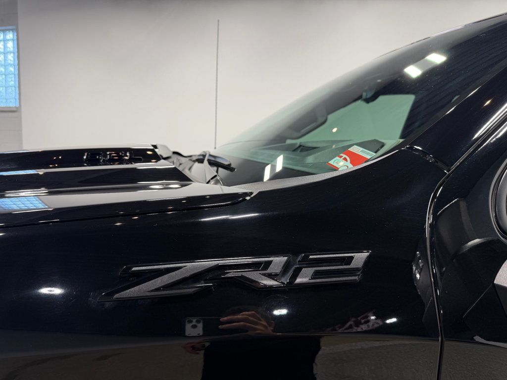 Chevrolet Silverado photo 11