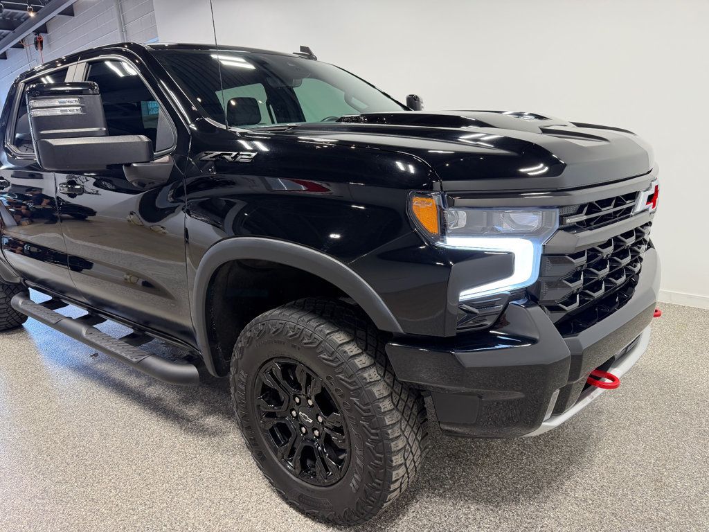 Chevrolet Silverado photo 32