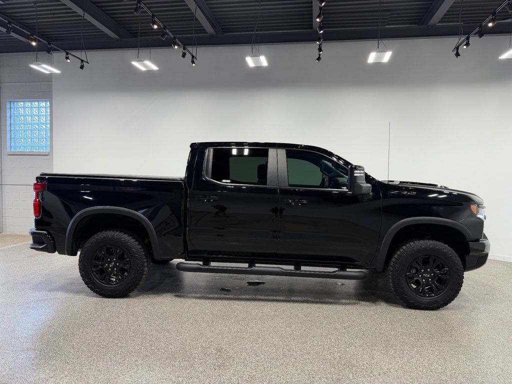 Chevrolet Silverado photo 33