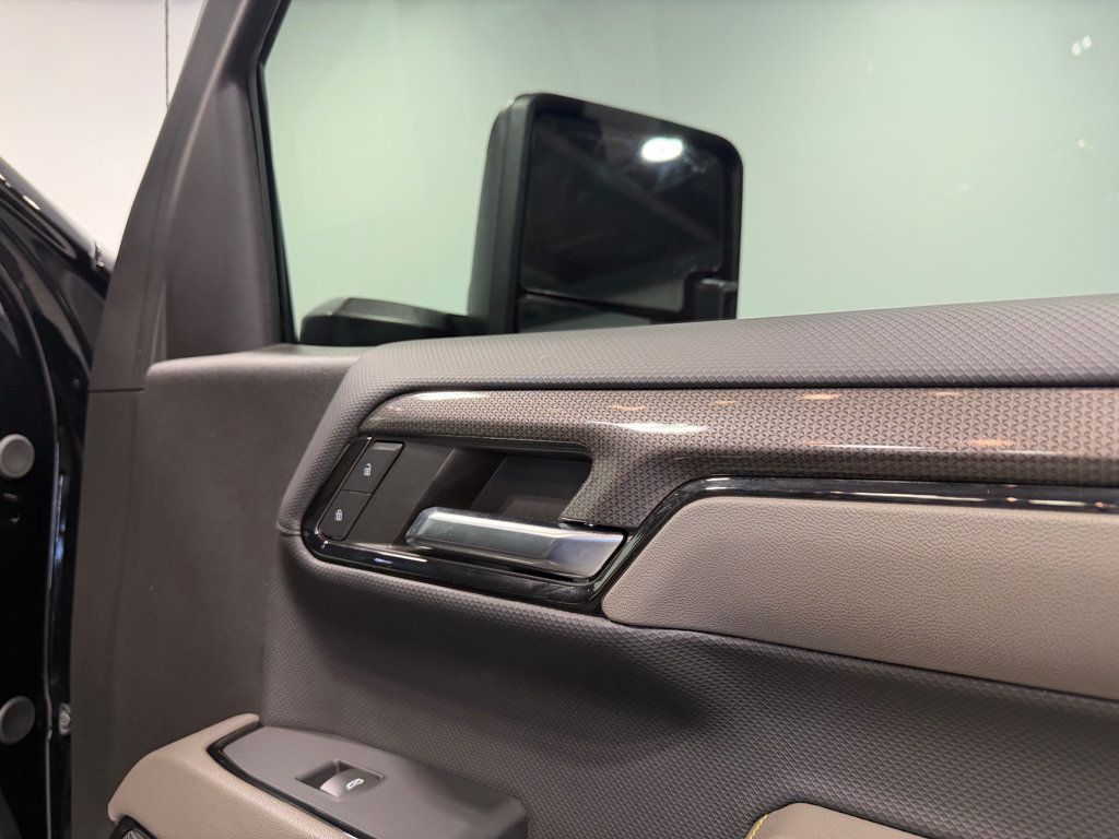 Chevrolet Silverado photo 43