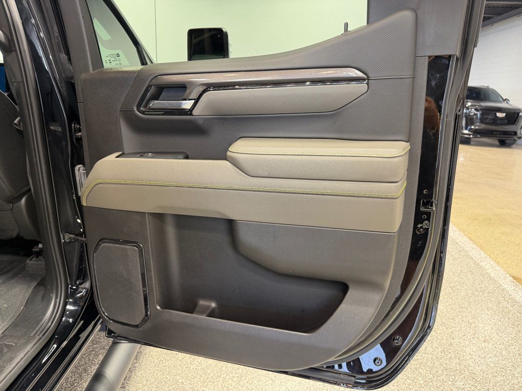 Chevrolet Silverado photo 45