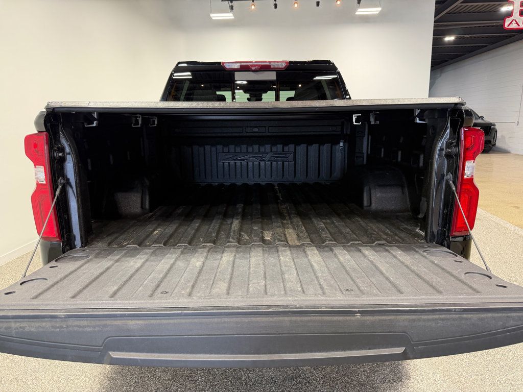 Chevrolet Silverado photo 53