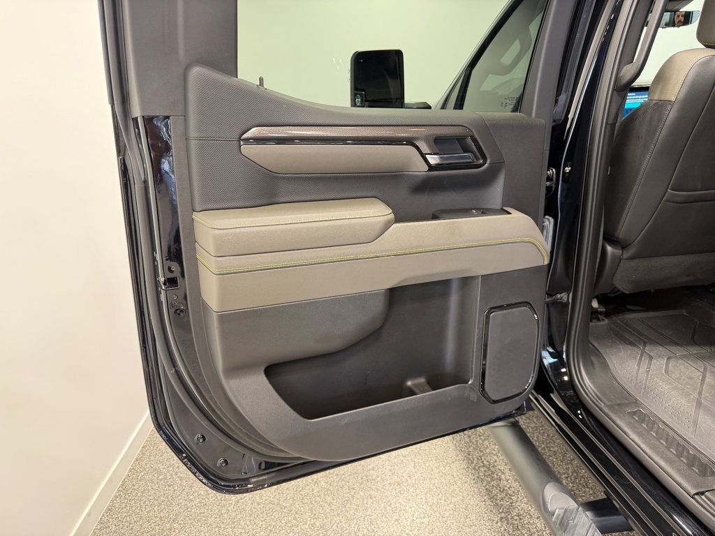 Chevrolet Silverado photo 56