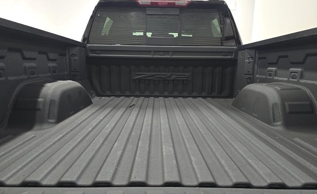 2024 Chevrolet Silverado 1500 4WD Crew Cab 147" ZR2 - 23038565 - 5