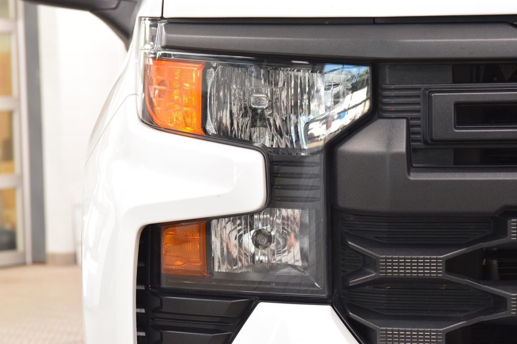 2024 Chevrolet Silverado 1500 4WD Crew Cab 157" Custom - 23070665 - 11