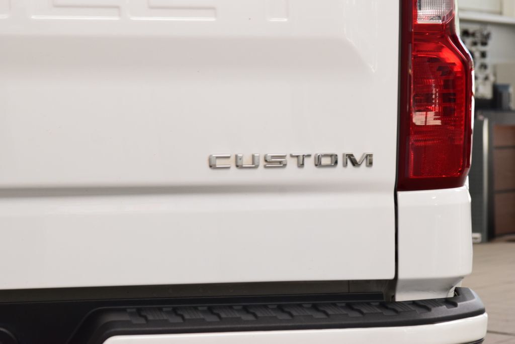 2024 Chevrolet Silverado 1500 4WD Crew Cab 157" Custom - 23070665 - 21