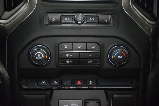 2024 Chevrolet Silverado 1500 4WD Crew Cab 157" Custom - 23070665 - 30