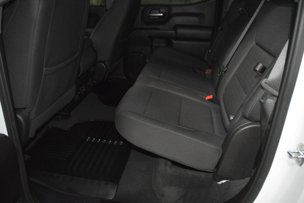 2024 Chevrolet Silverado 1500 4WD Crew Cab 157" Custom - 23070665 - 40