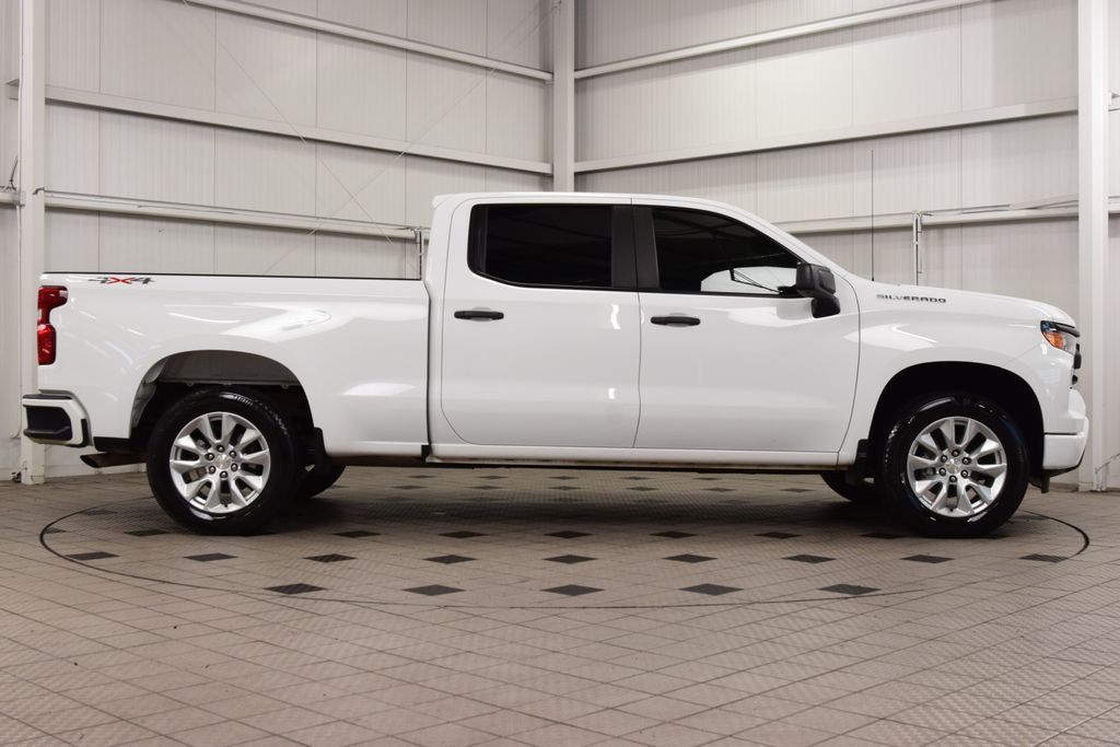 2024 Chevrolet Silverado 1500 4WD Crew Cab 157" Custom - 23070665 - 8