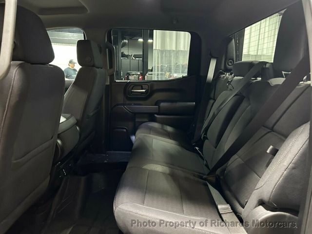 2024 Chevrolet Silverado 1500 4WD Crew Cab 157" Custom - 23006156 - 17