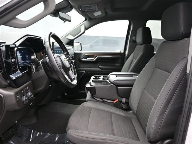 2024 Chevrolet Silverado 1500 4WD Crew Cab 157" LT - 22964224 - 9