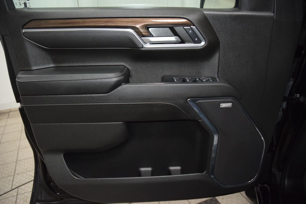 2024 Chevrolet Silverado 1500 4WD Crew Cab 157" LT Trail Boss - 23063867 - 48