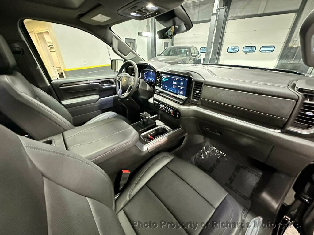 2024 Chevrolet Silverado 1500 4WD Crew Cab 157" LTZ - 22802436 - 19