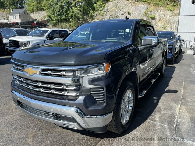 2024 Chevrolet Silverado 1500 4WD Crew Cab 157" LTZ - 23079908 - 3
