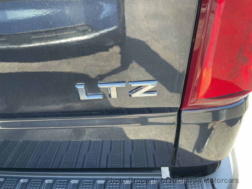2024 Chevrolet Silverado 1500 4WD Crew Cab 157" LTZ - 23079908 - 8