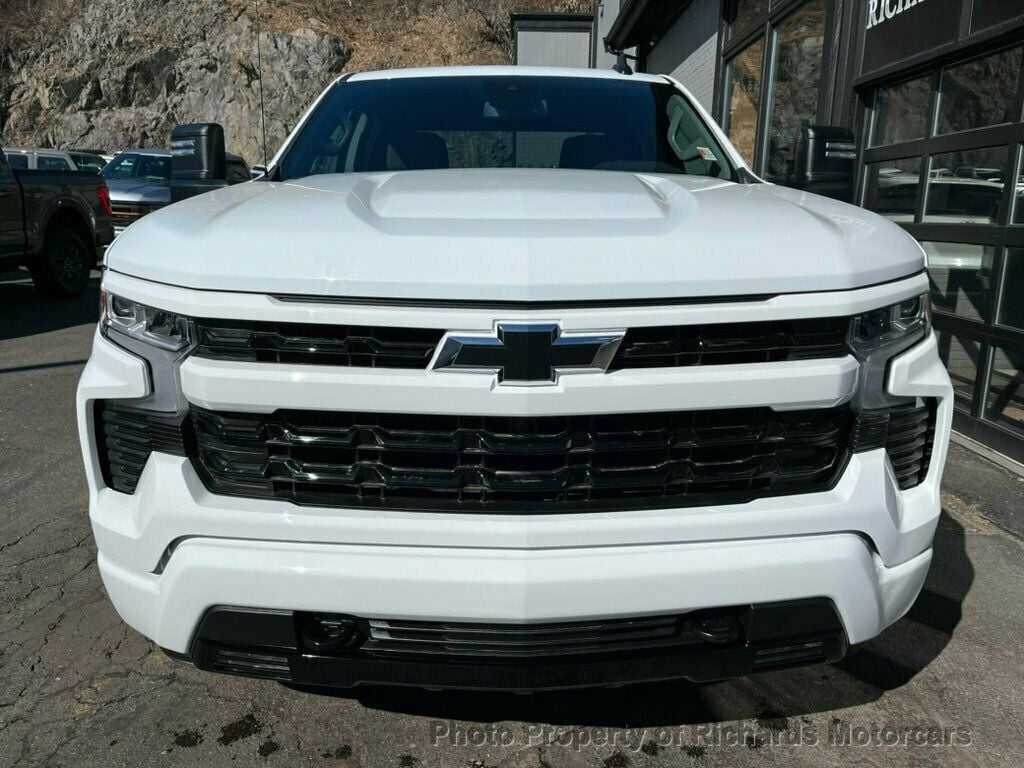 2024 Chevrolet Silverado 1500 4WD Crew Cab 157" RST - 22784626 - 10