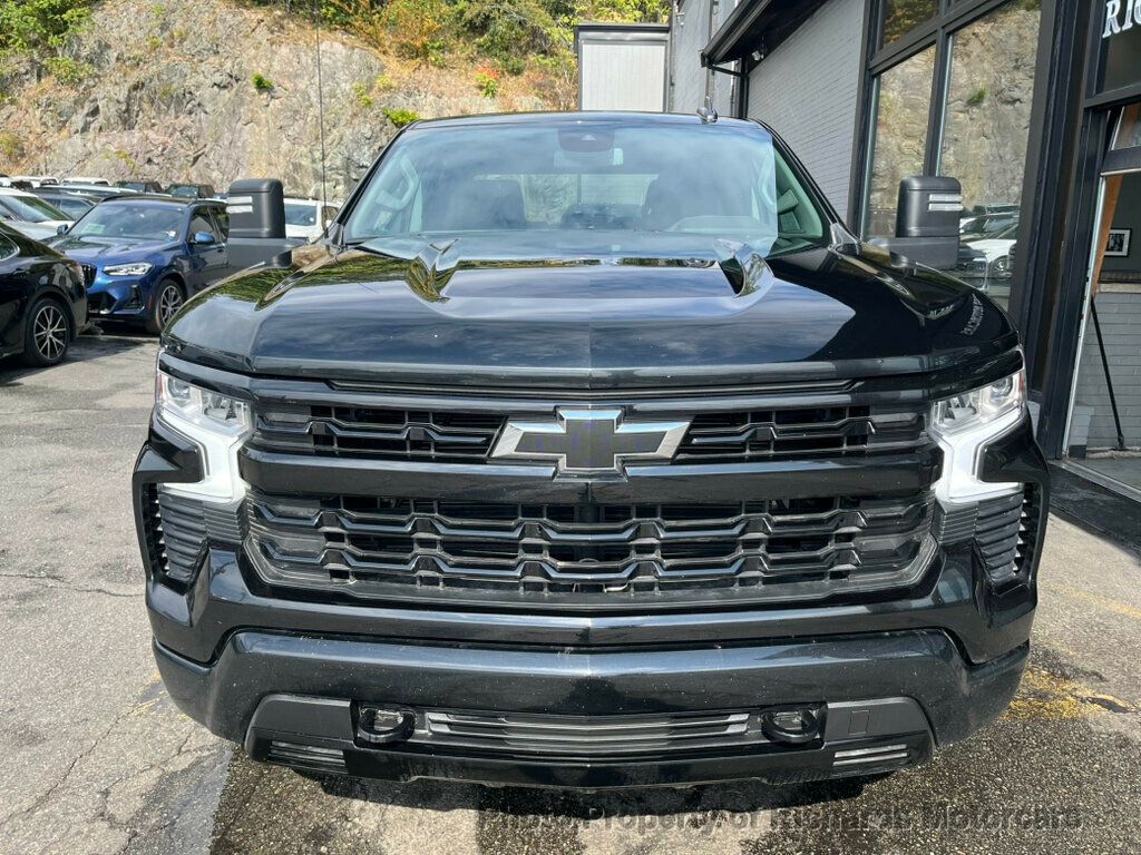 2024 Chevrolet Silverado 1500 RST photo 9