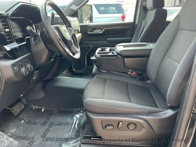 2024 Chevrolet Silverado 1500 4WD Crew Cab 157" RST - 23053758 - 12